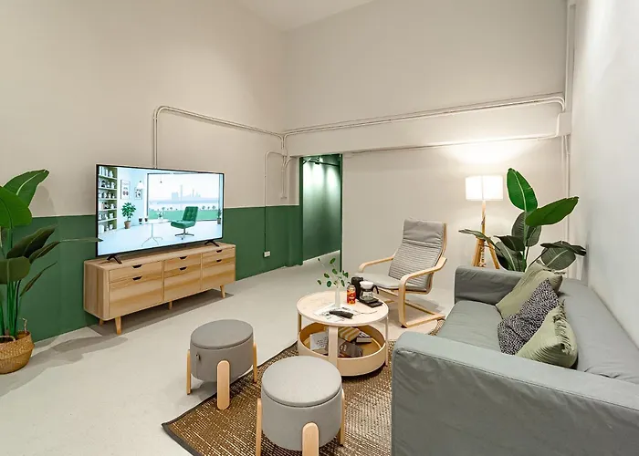 Apartment - 5 Mins From Mrt Huai Khwang Bangkok