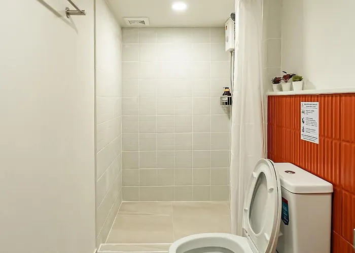 Apartment - 5 Mins From Mrt Huai Khwang Bangkok