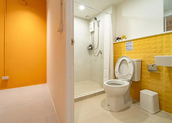 Apartment - 5 Mins From Mrt Huai Khwang Bangkok