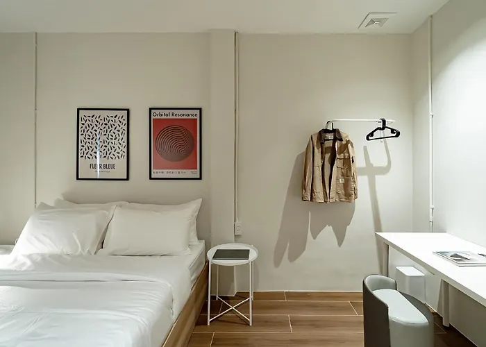 Apartment - 5 Mins From Mrt Huai Khwang *