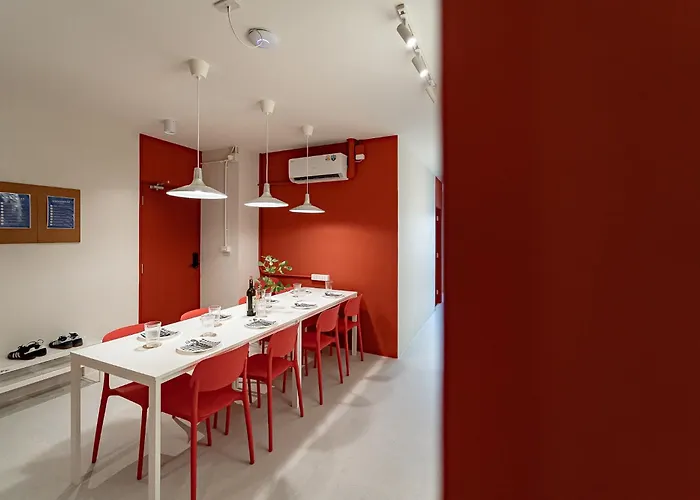 - 5 Mins From Mrt Huai Khwang Apartment Bangkok